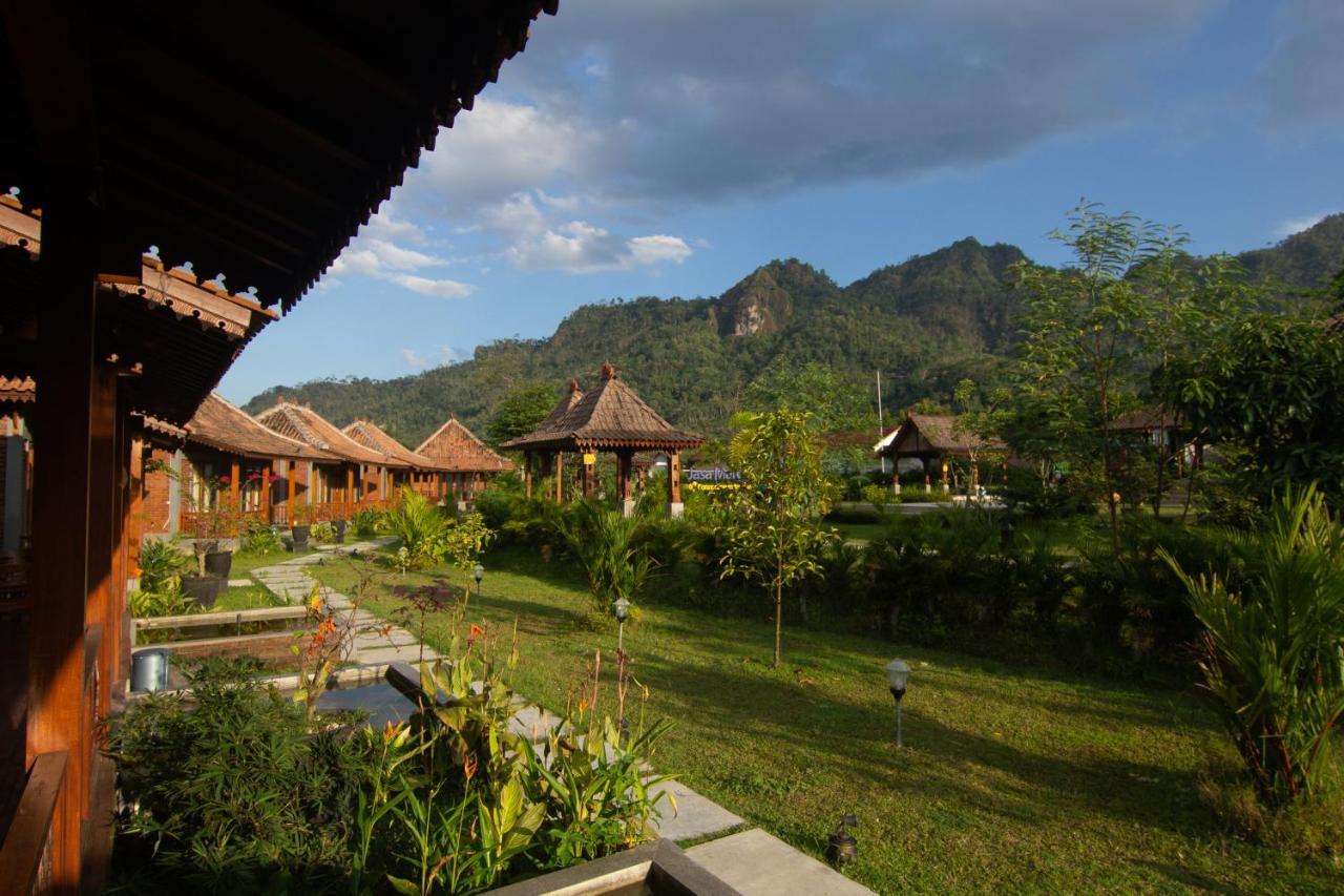 Апартаменты Balkondes Majaksingi Borobudur Магеланг Экстерьер фото