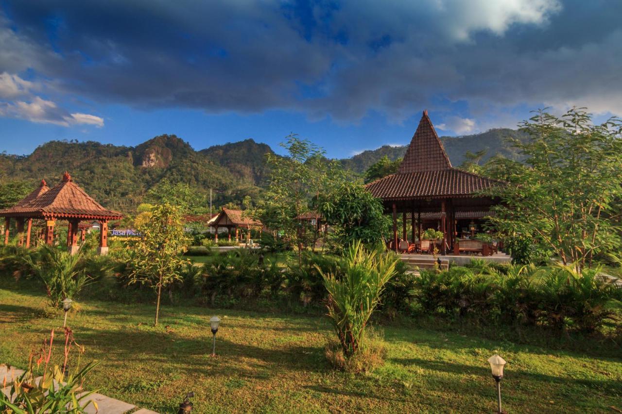 Апартаменты Balkondes Majaksingi Borobudur Магеланг Экстерьер фото